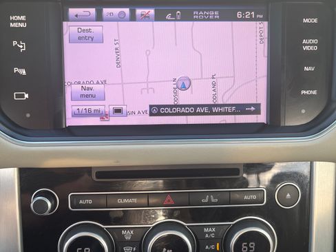 Used 2013 Land Rover Range Rover Supercharged image 16