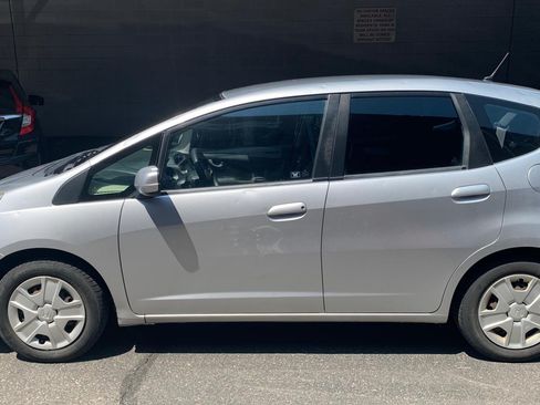 Used 2012 Honda Fit image 5