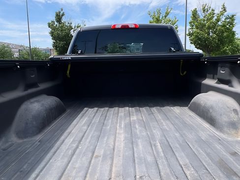 Used 2015 GMC Sierra 1500 SLT AWD/4WD image 12