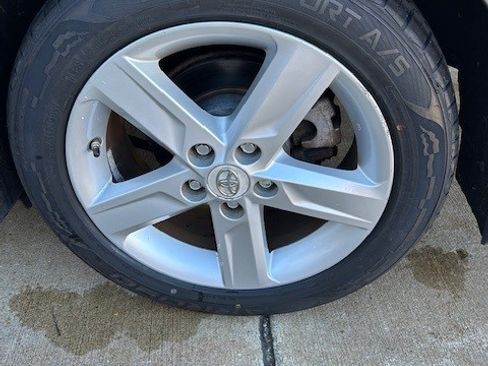 Used 2012 Toyota Camry SE image 10