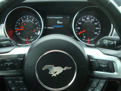 Used 2019 Ford Mustang GT image 12