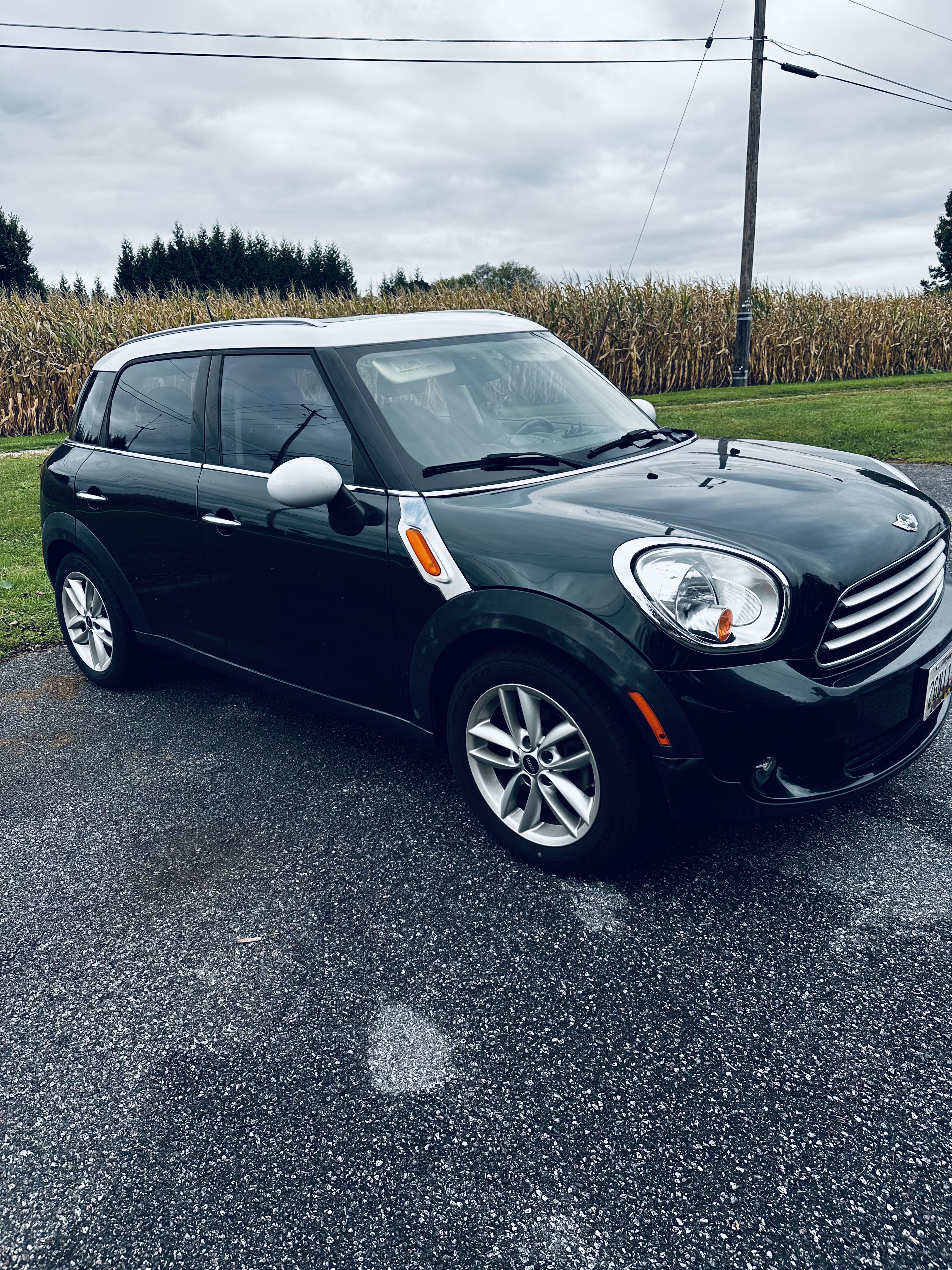 Used 2014 MINI Cooper Countryman FWD image 1