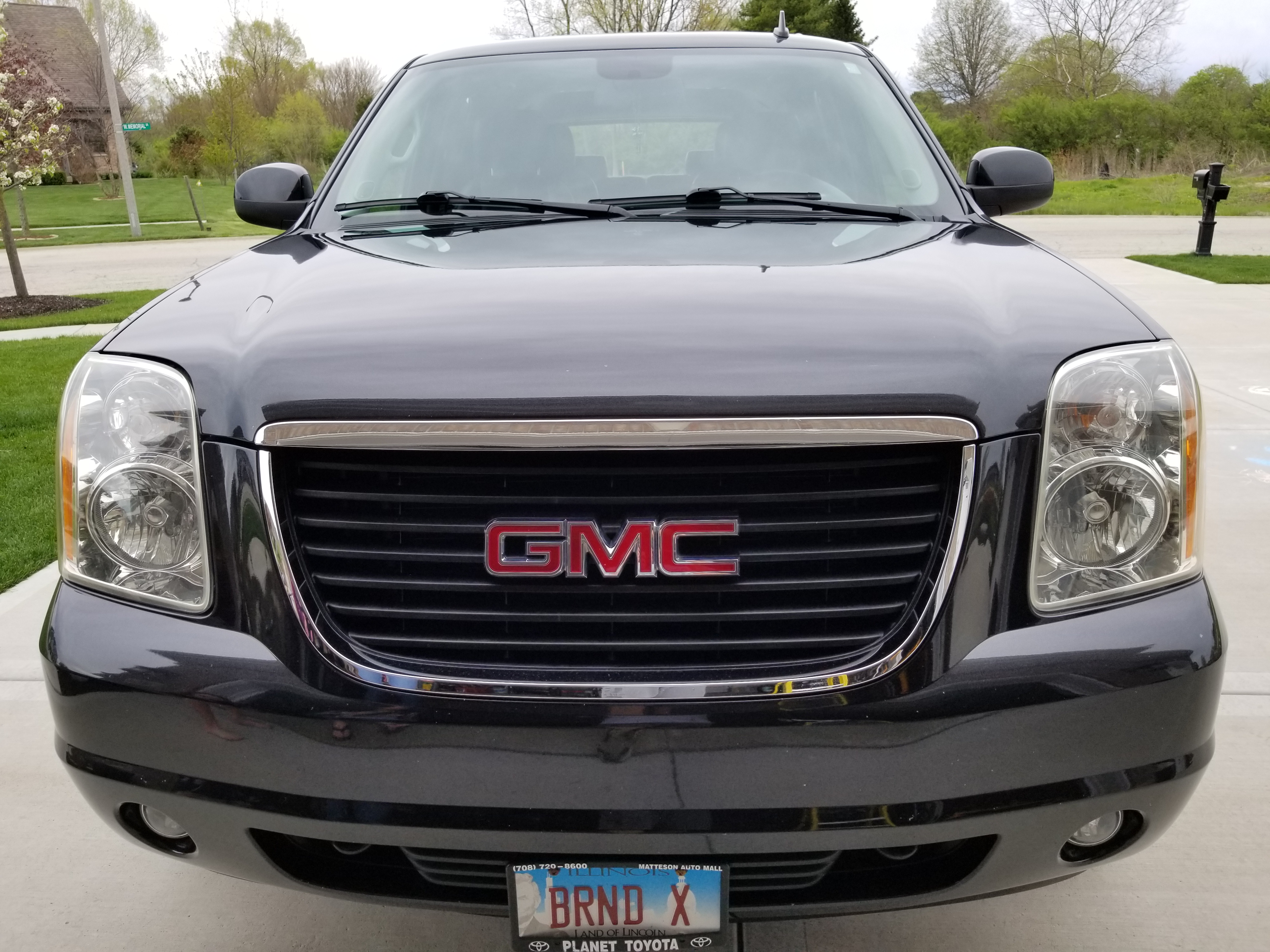 Used 2011 GMC Yukon SLT AWD/4WD image 9