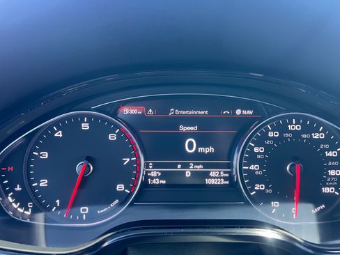 Used 2014 Audi A8 L 4.0T w/ Luxury Package image 9