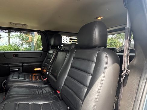 Used 2005 HUMMER H2 w/ Preferred Equipment Group AWD/4WD image 15