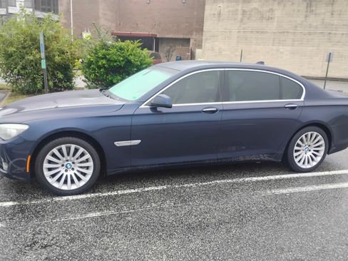 Used 2012 BMW 750Li image 1