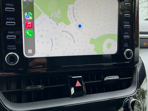 Used 2020 Toyota Corolla SE FWD image 17