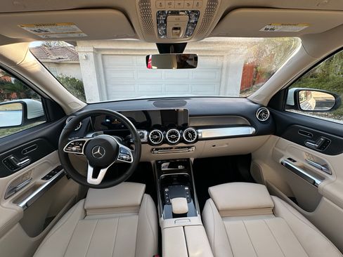 Used 2021 Mercedes-Benz GLB 250 image 13