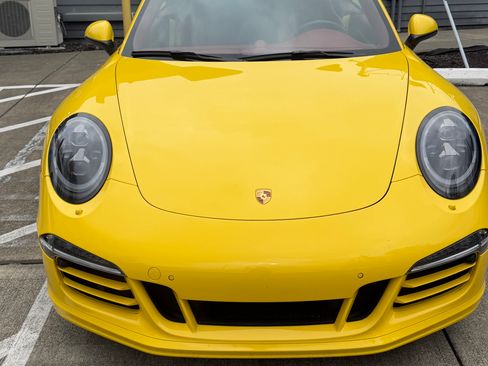 Used 2016 Porsche 911 Carrera 4 GTS image 9