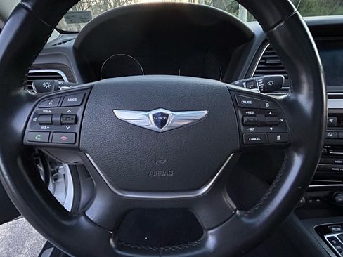 Used 2015 Hyundai Genesis 3.8 w/ Option Group 03 image 8