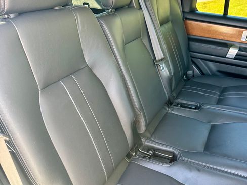 Used 2016 Land Rover LR4 HSE image 5