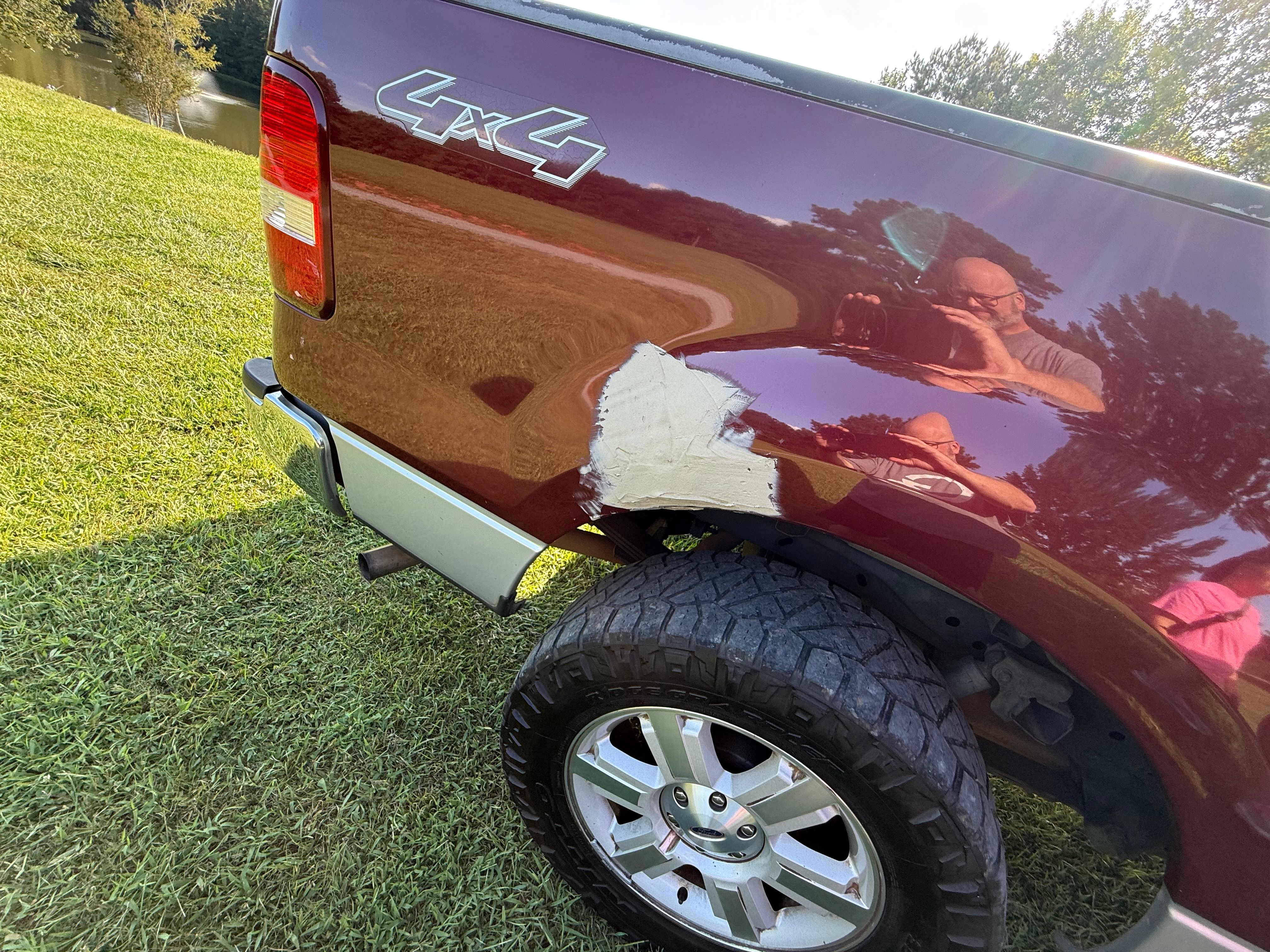Used 2005 Ford F150 XLT AWD/4WD image 14
