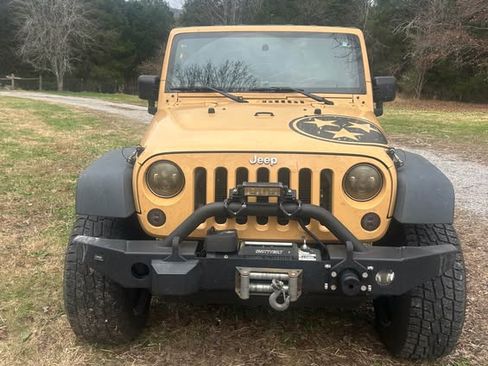 Used 2014 Jeep Wrangler Unlimited Sport w/ Connectivity Group image 1