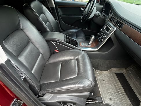 Used 2011 Volvo XC70 3.2 AWD/4WD image 13