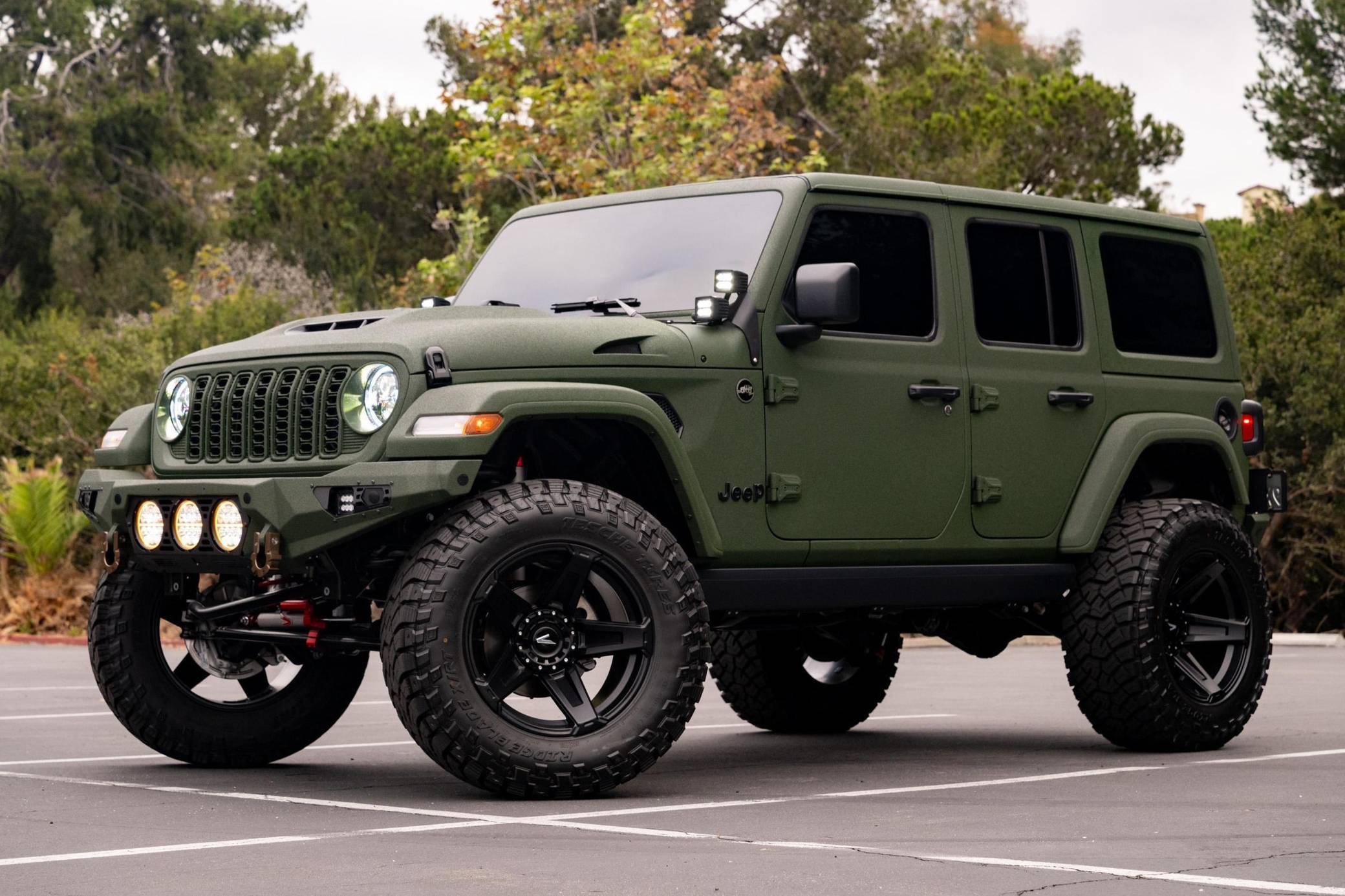 Used 2026 Jeep Wrangler Unlimited Sport AWD/4WD image 2