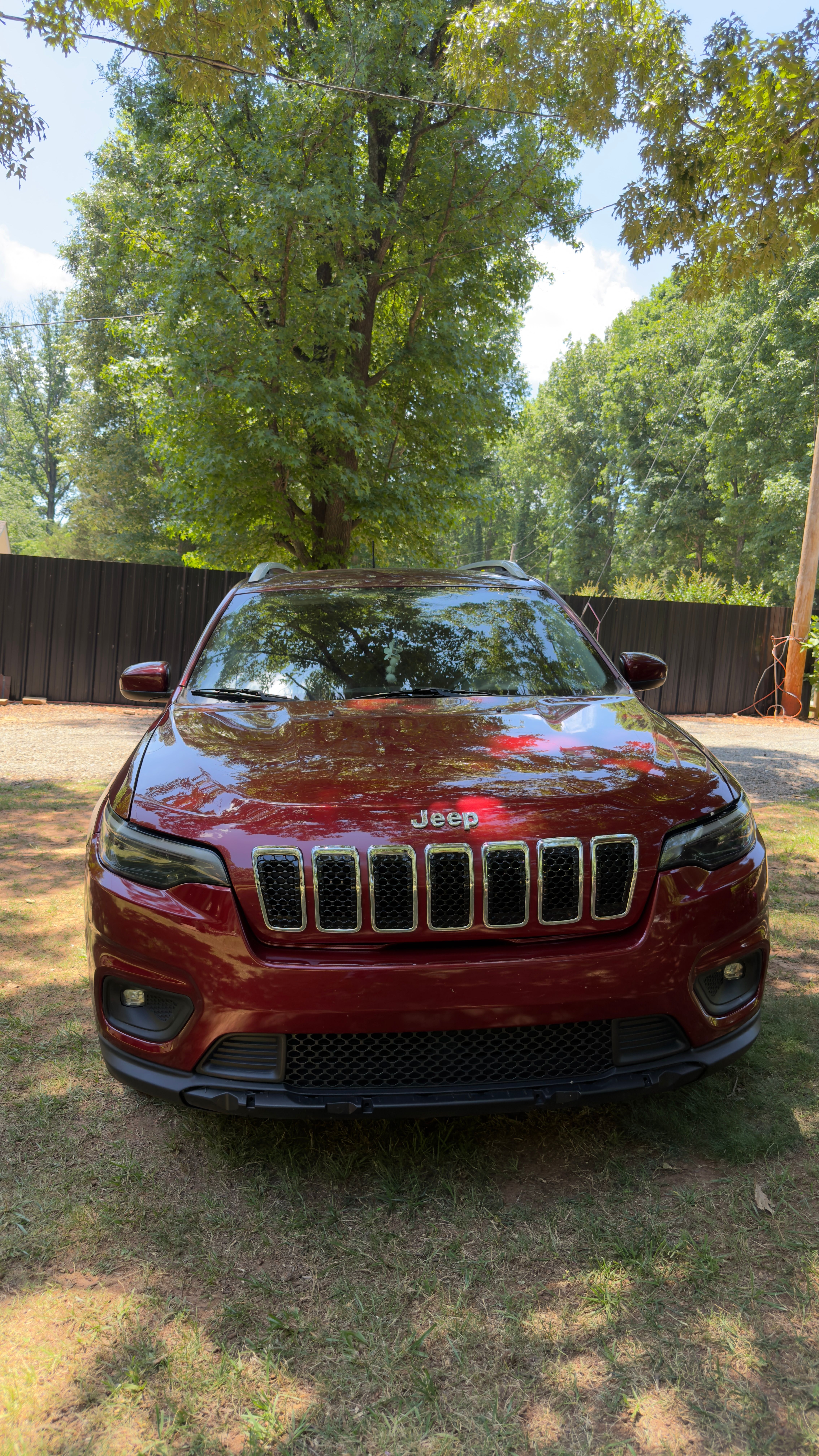 Used 2019 Jeep Cherokee Latitude w/ Popular Appearance Group FWD image 1