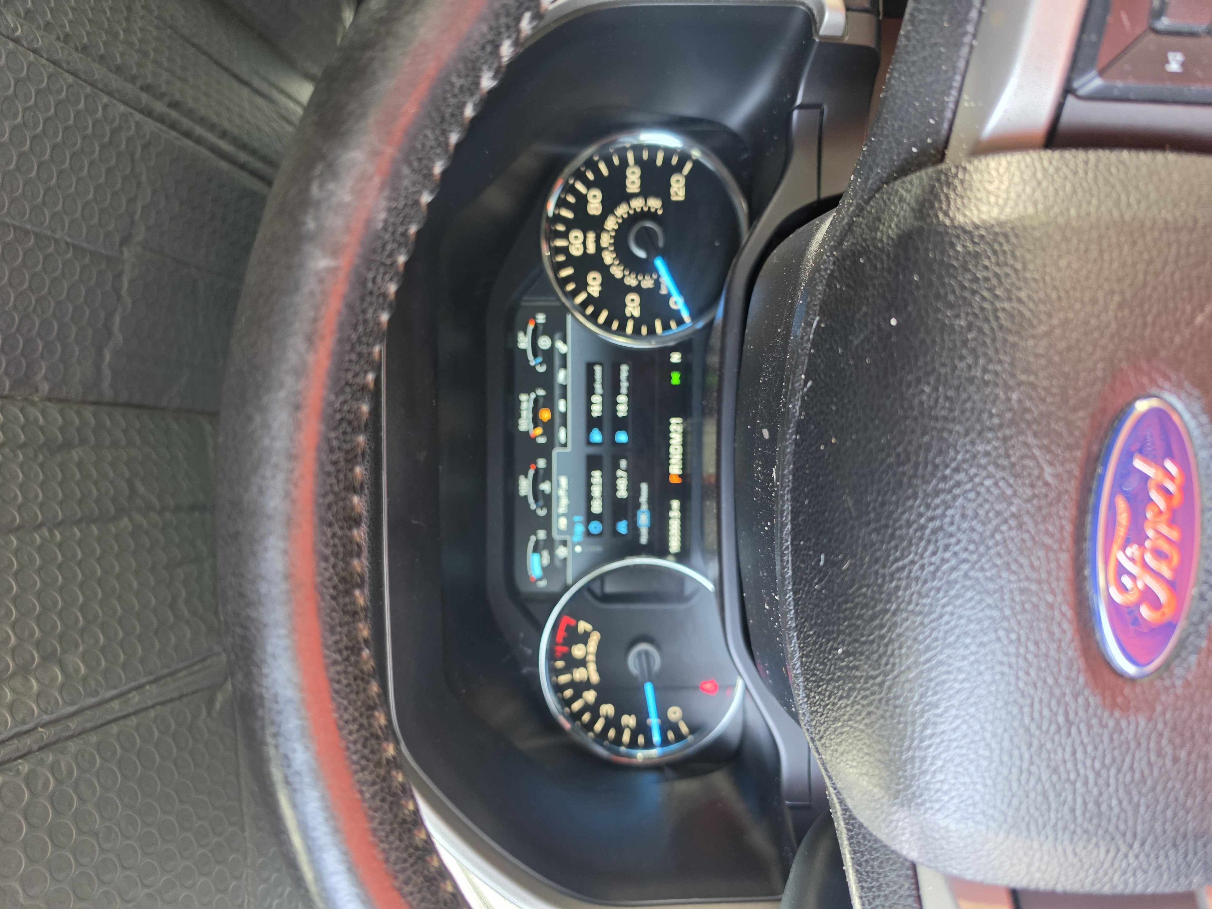 Used 2015 Ford F150 Lariat AWD/4WD image 17