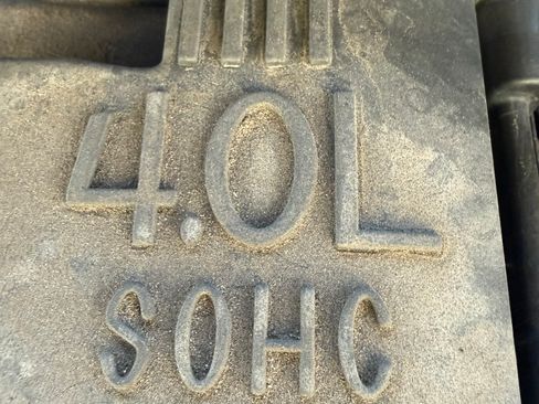 Used 2006 Ford Explorer XLT image 10