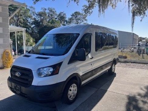 Used 2020 Ford Transit 150 Medium Roof image 4
