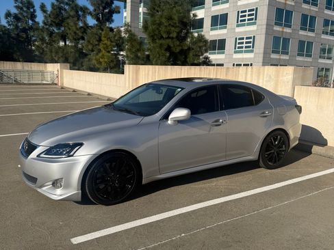 Used 2006 Lexus IS 350 RWD image 29