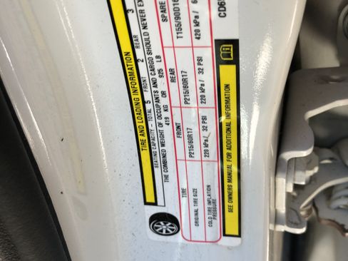 Used 2012 Jeep Compass Latitude w/ Premium Sound Group image 18