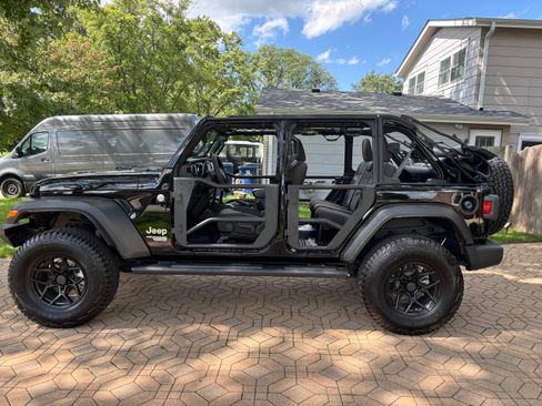 Used 2021 Jeep Wrangler Unlimited Sport image 2