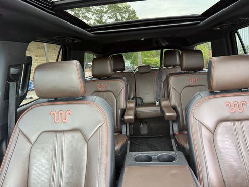 Used 2021 Ford Expedition King Ranch image 16