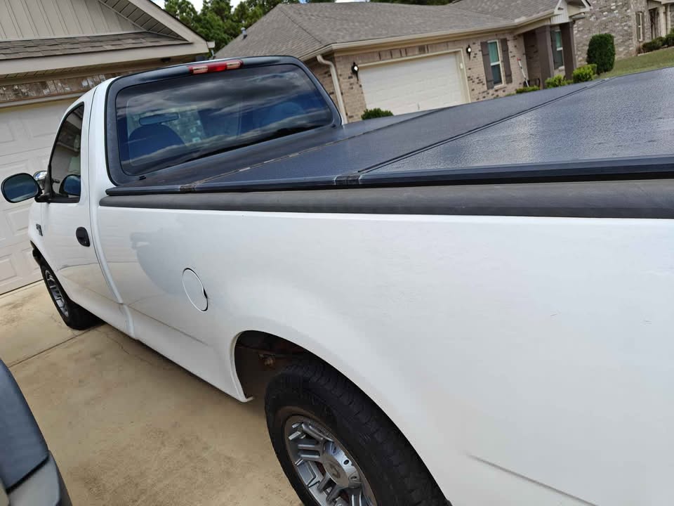 Used 2004 Ford F150 XL RWD image 6