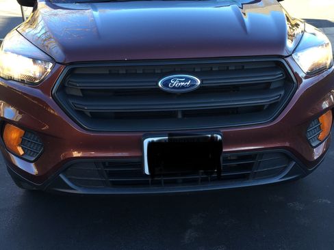 Used 2018 Ford Escape S image 1