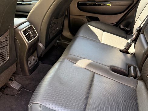 Used 2019 Kia Sportage SX AWD/4WD image 2