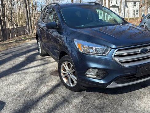 Used 2018 Ford Escape SE AWD/4WD image 5