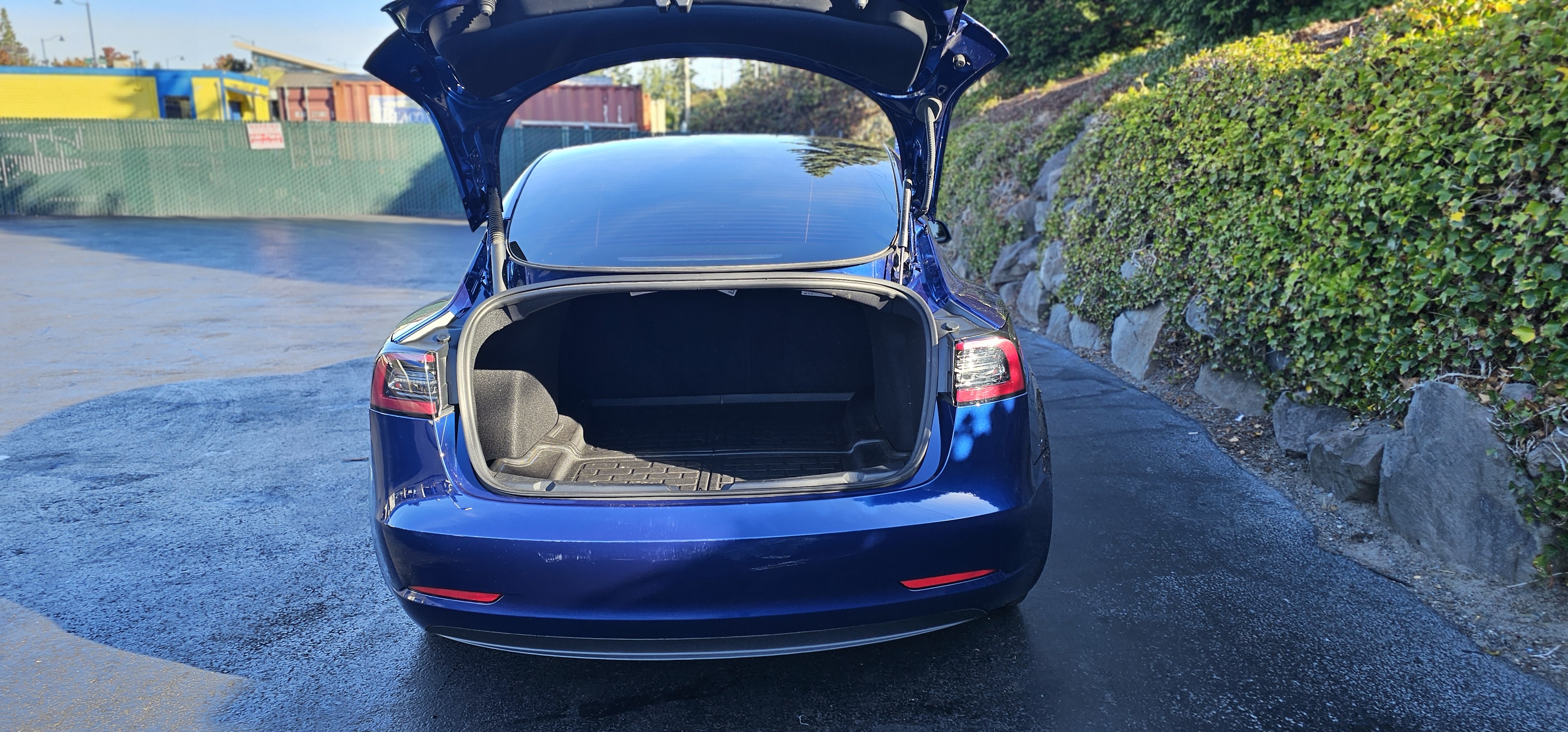 Used 2023 Tesla Model 3 Standard Range RWD image 6
