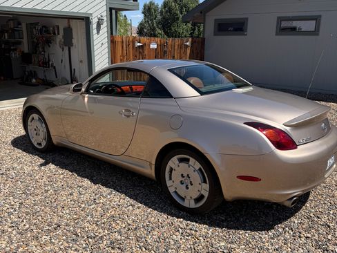 Used 2004 Lexus SC 430 Convertible RWD image 6