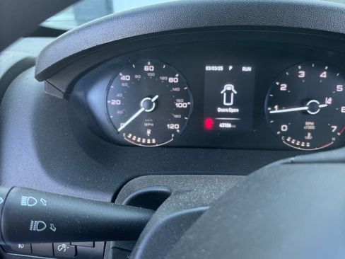 Used 2022 RAM ProMaster 2500 w/ Driver Convenience Group image 1