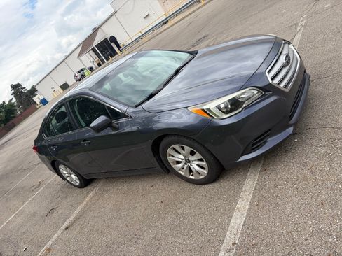 Used 2016 Subaru Legacy 2.5i Premium w/ Moonroof Package AWD/4WD image 4