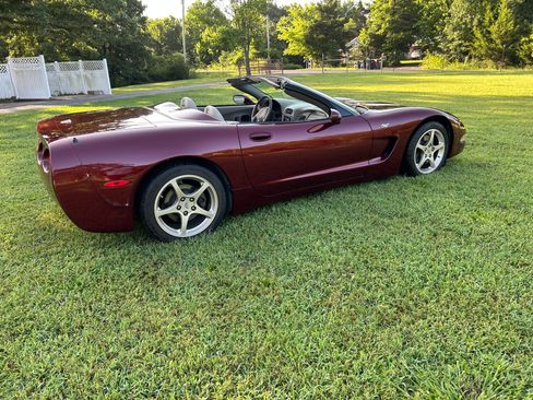 Used 2003 Chevrolet Corvette Convertible w/ Preferred Equipment Group1 RWD image 6