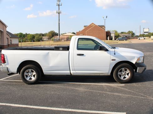 Used 2015 RAM 1500 Tradesman w/ Power & Remote Entry Group image 10