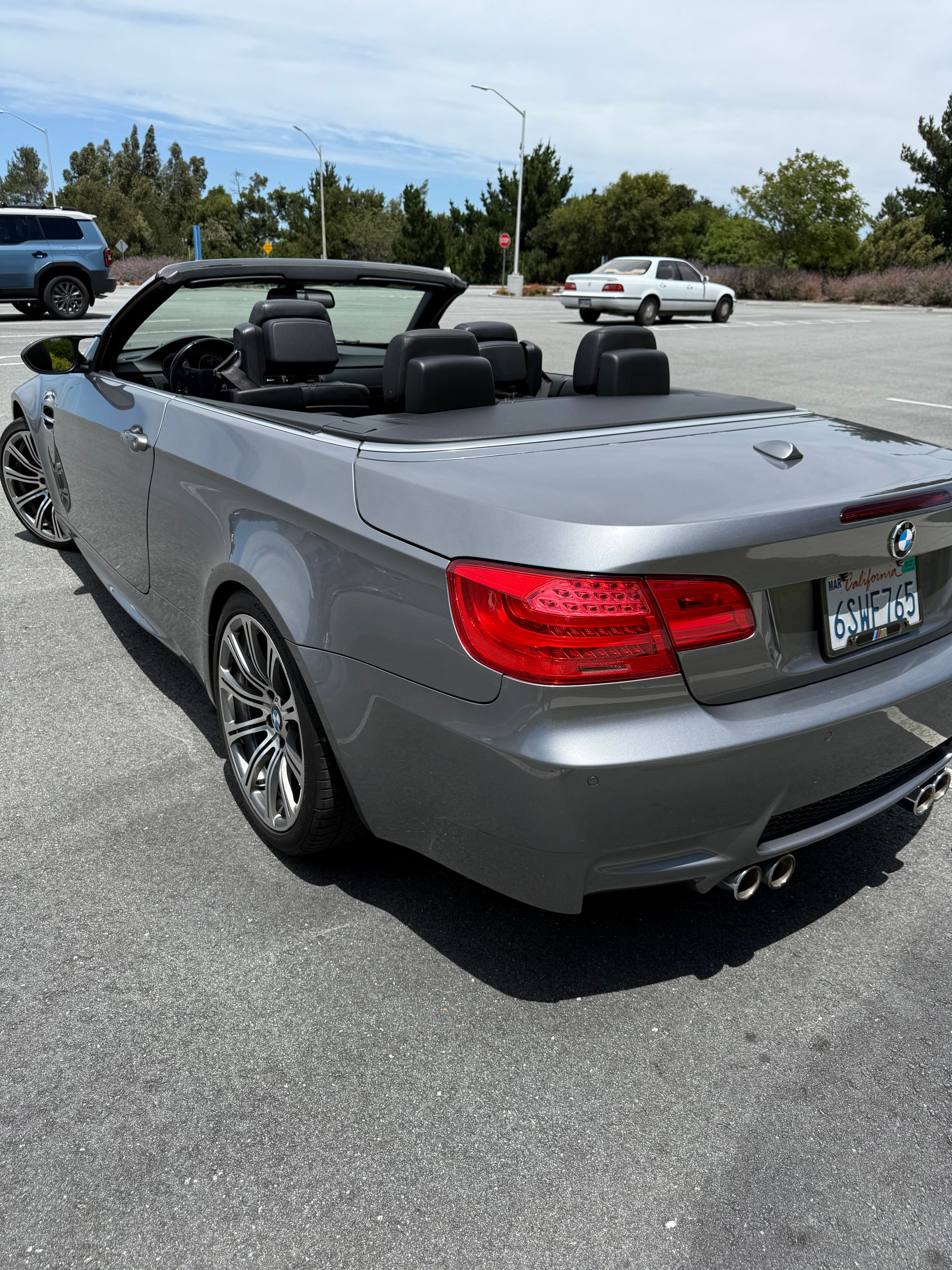 Used 2011 BMW M3 Convertible RWD image 12