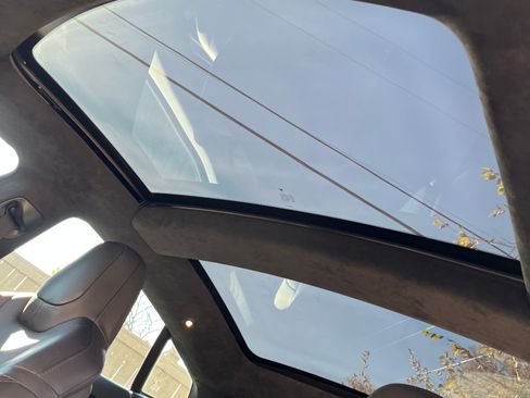 Used 2016 Tesla Model S 90D image 20