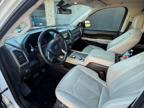 Used 2021 Ford Expedition Platinum image 6
