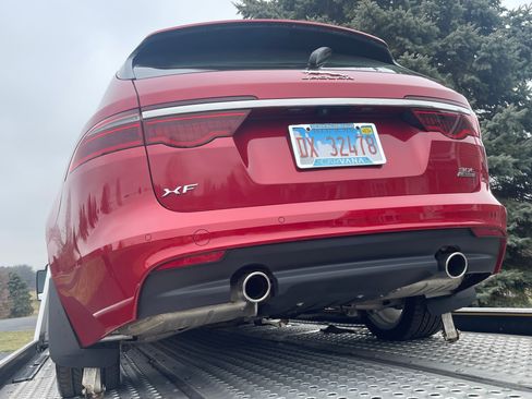 Used 2020 Jaguar XF Prestige image 8