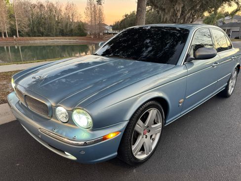 Used 2007 Jaguar XJ8 image 8