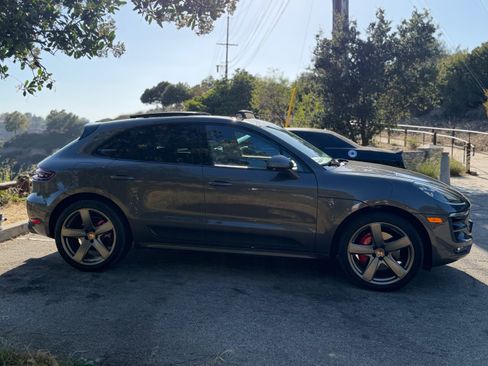 Used 2018 Porsche Macan GTS AWD/4WD image 11
