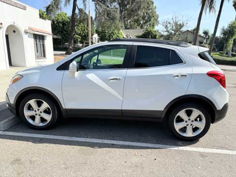 Used 2016 Buick Encore FWD image 2