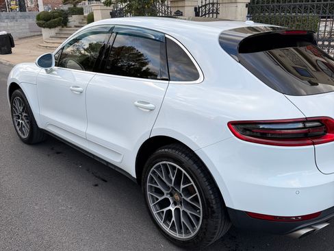 Used 2016 Porsche Macan S image 6