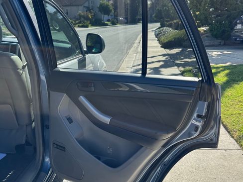 Used 2003 Toyota 4Runner Limited image 25