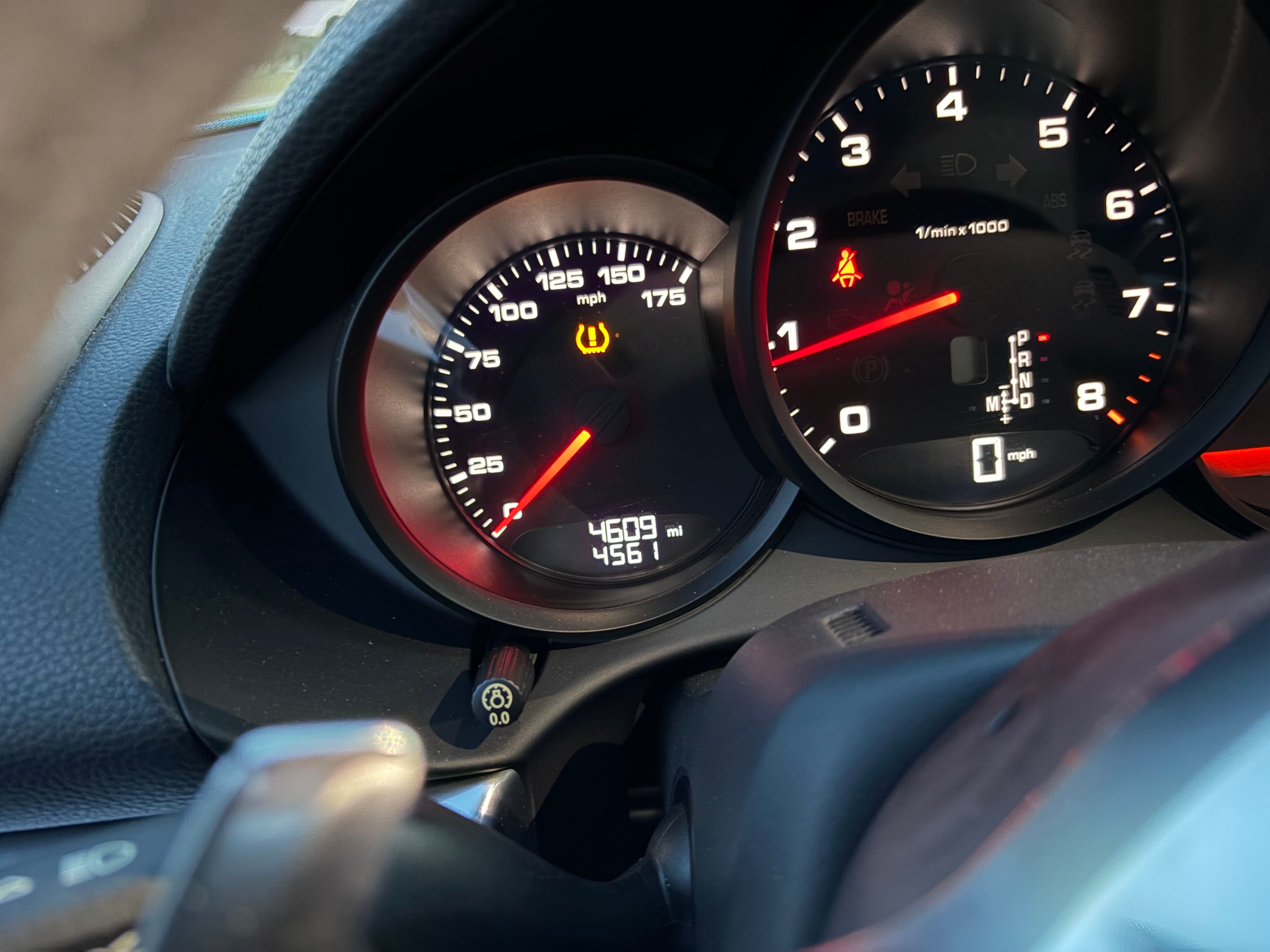 Used 2019 Porsche 718 Cayman RWD image 9