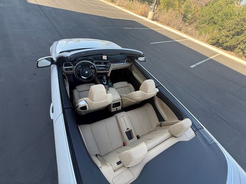 Used 2018 BMW 430i Convertible image 17