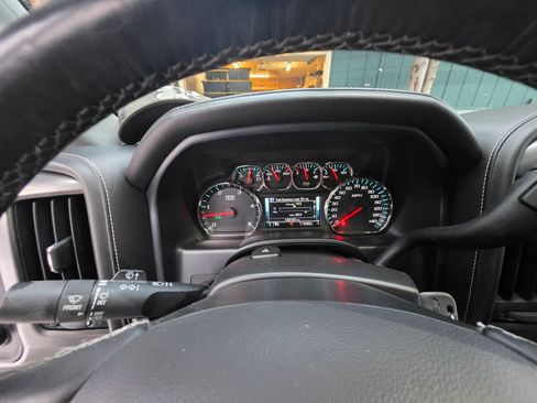 Used 2018 Chevrolet Silverado 3500 LTZ w/ Duramax Plus Package image 8