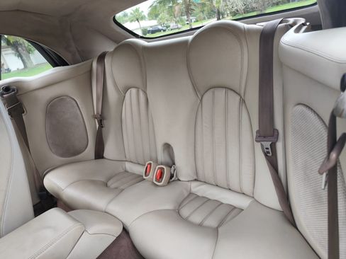 Used 2002 Jaguar XK8 Convertible image 19
